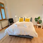 Maiy Close To Messe Apartamento *