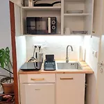 Maiy Close To Messe Berlino