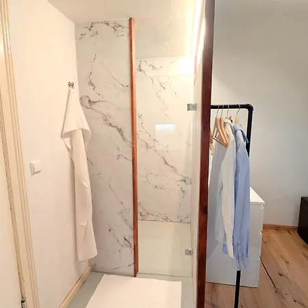 Maiy Close To Messe Apartment *